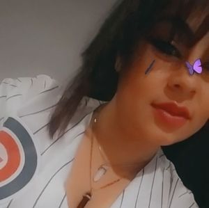 Meet your Posher, Adriana